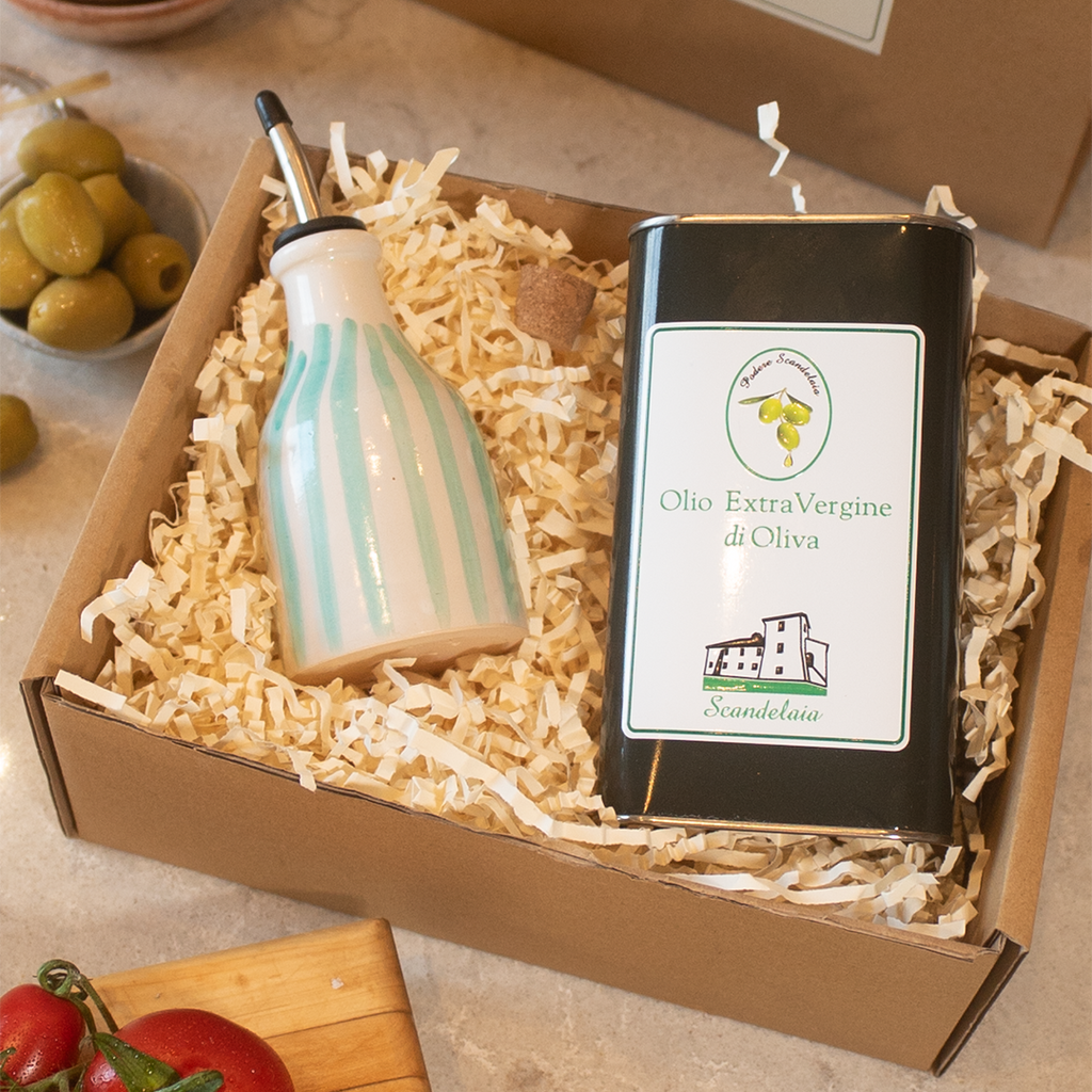 Gift Box with Small Ceramic Bottle, 1 Litre of Olive Oil & Pourer